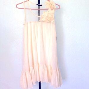 Ryu Cream Lace Ruffled Dress
